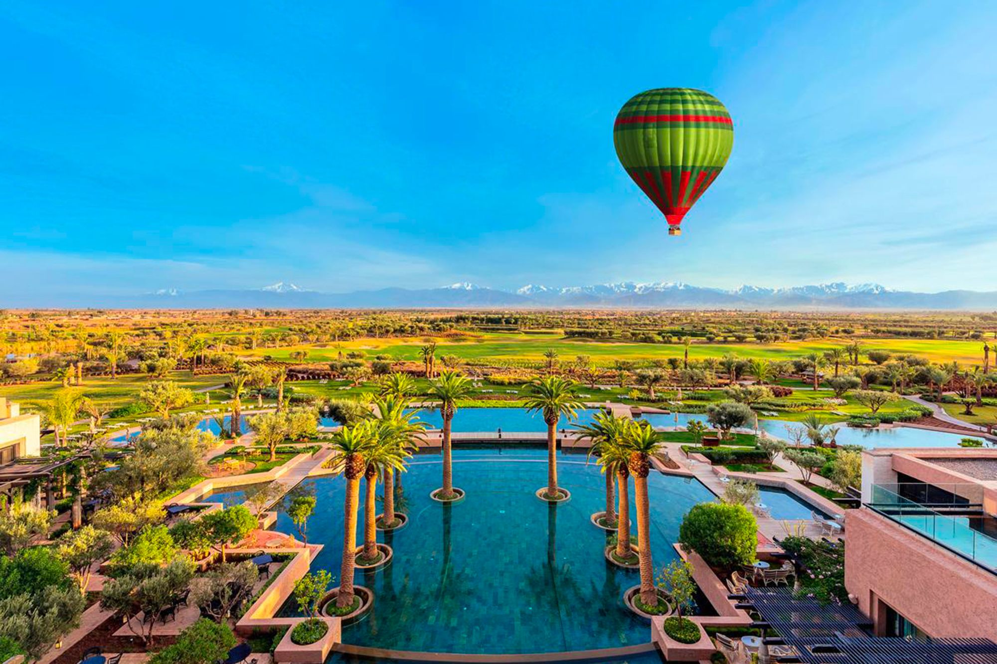 Sous-la-loupe-de-Paris-Match-Le-Fairmont-Royal-Palm-Marrakech